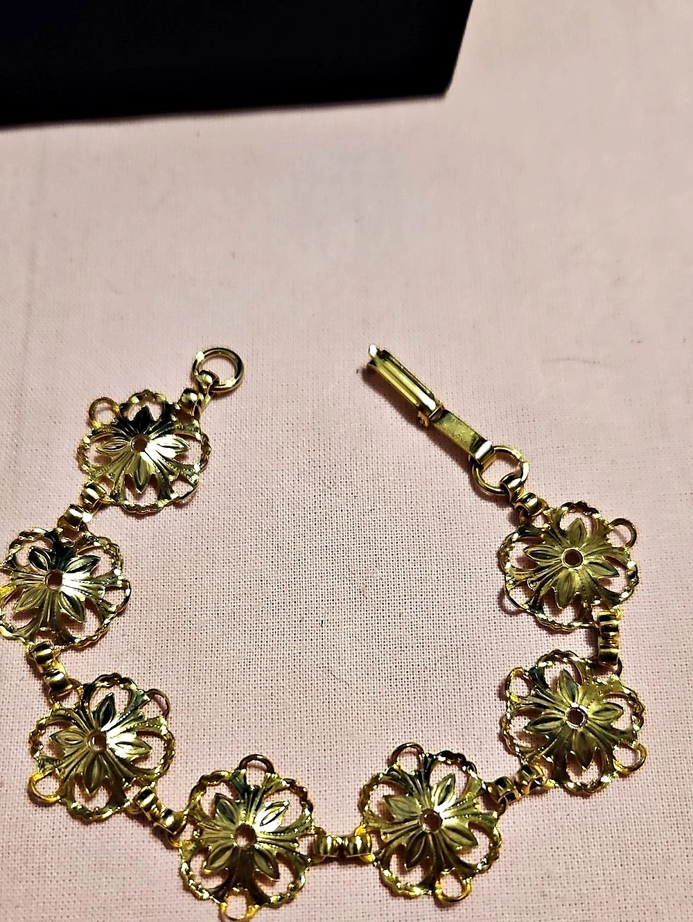 Vintage Gold Floral Link Bracelet